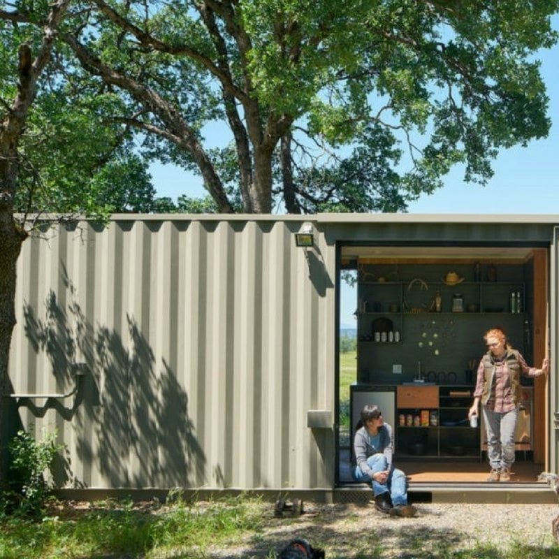 OFF THE GRID SHIPPING CONTAINER CABIN