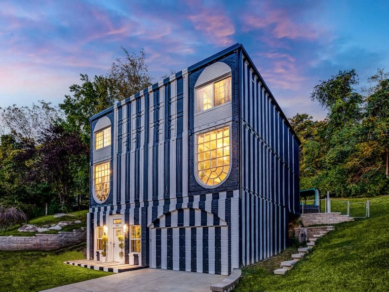 ST. CHARLES SHIPPING CONTAINER HOME Container Home Hub