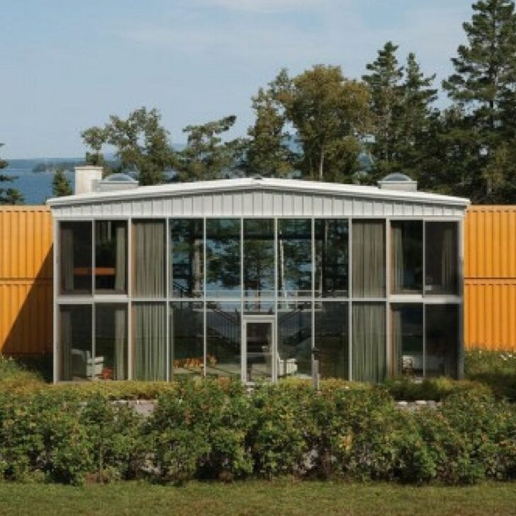 12 CONTAINER HOME