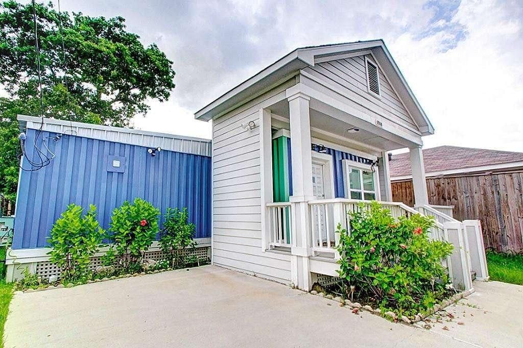 1709 DAN ST. CONTAINER HOUSE