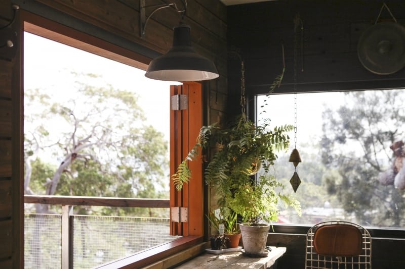 THE BUNDEENA CONTAINER HOUSE