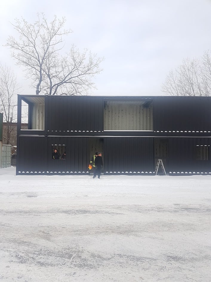 THE TORONTO CONTAINER HOUSE