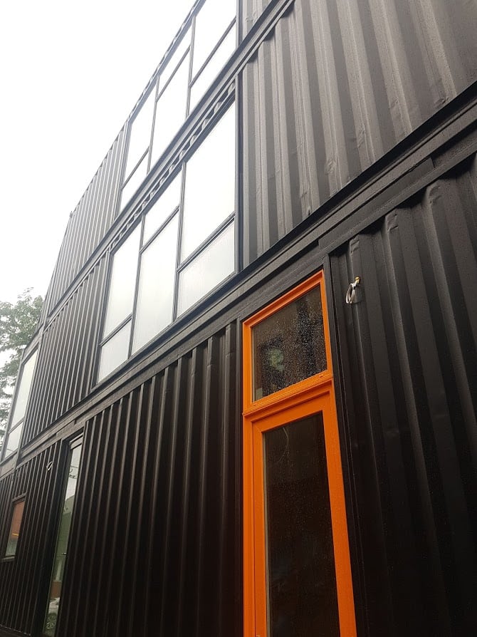 THE TORONTO CONTAINER HOUSE