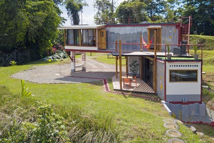 THE PAPAYA CONTAINER HOME