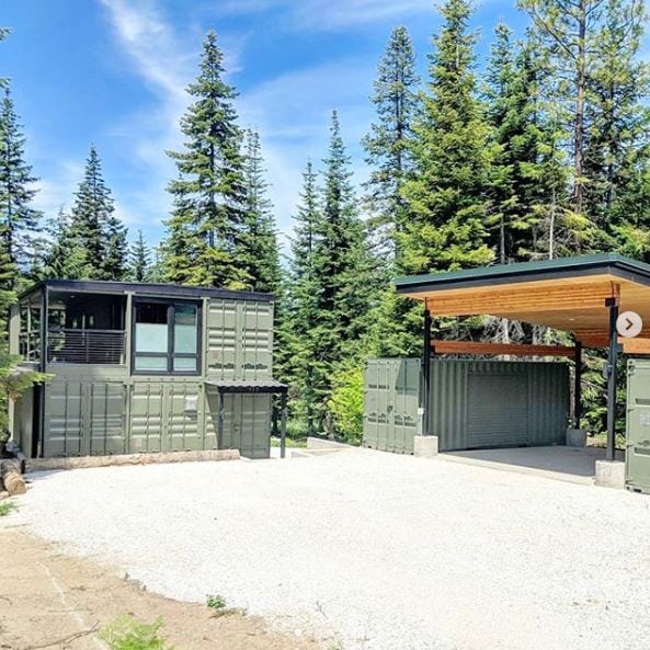 CASCADIA CONTAINER RESIDENCE