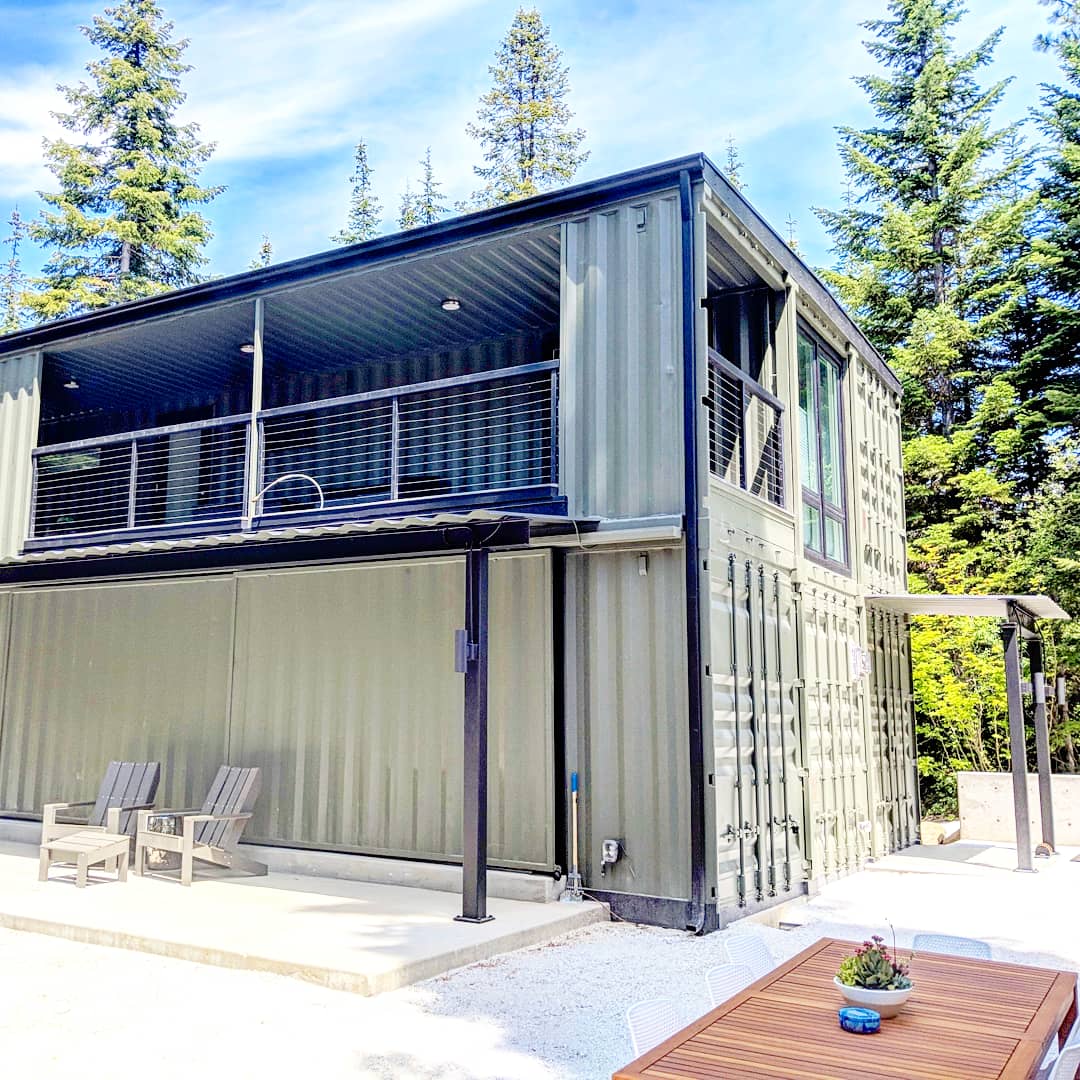 CASCADIA CONTAINER RESIDENCE