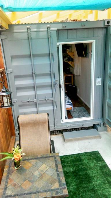 PAHOA TINY CONTAINER HOME