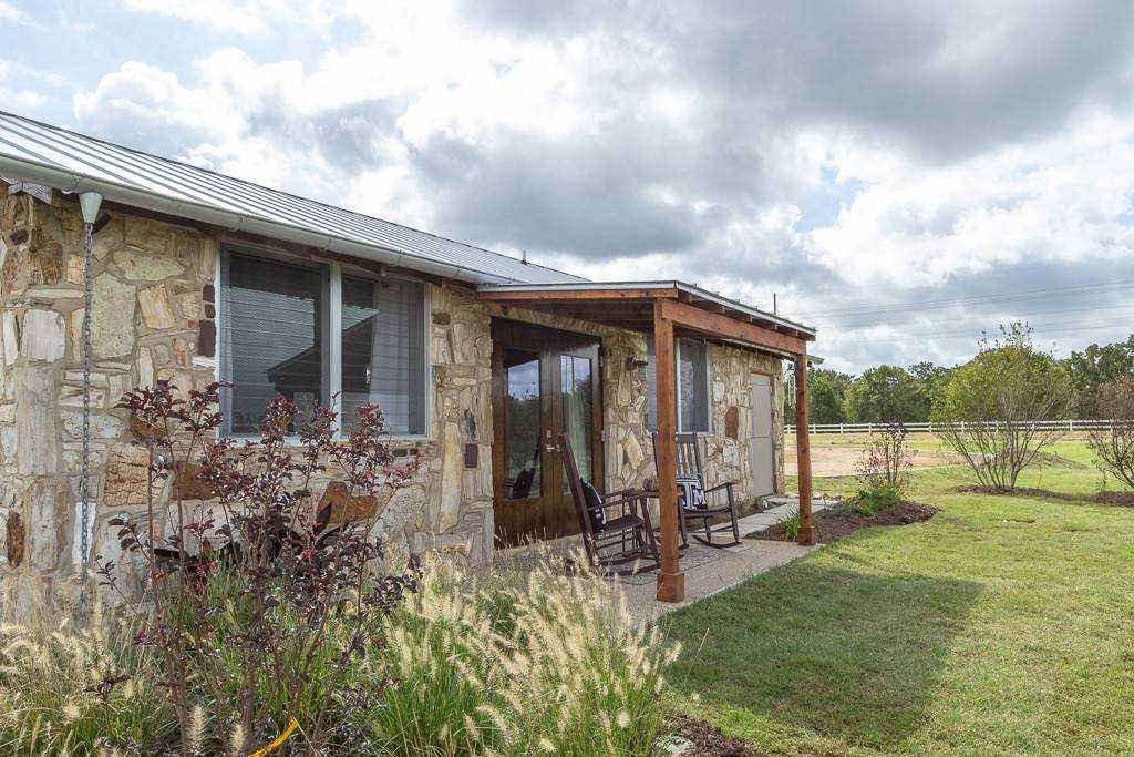 BEN’S DAIRY BARN cabin