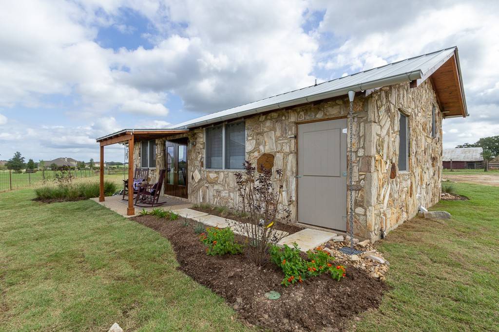 BEN’S DAIRY BARN cabin