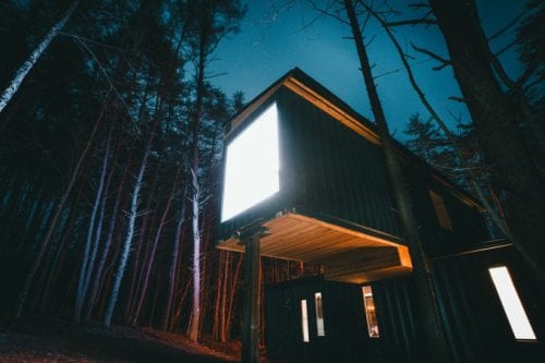 THE BOX HOP CONTAINER CABIN