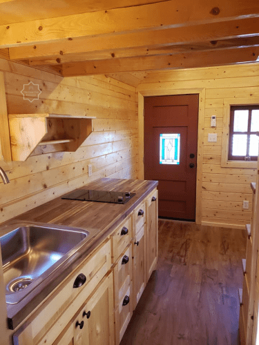 THE HUMMINGBIRD TINY HOME