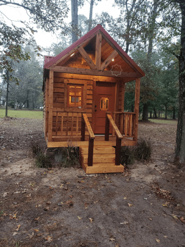 THE HUMMINGBIRD TINY HOME