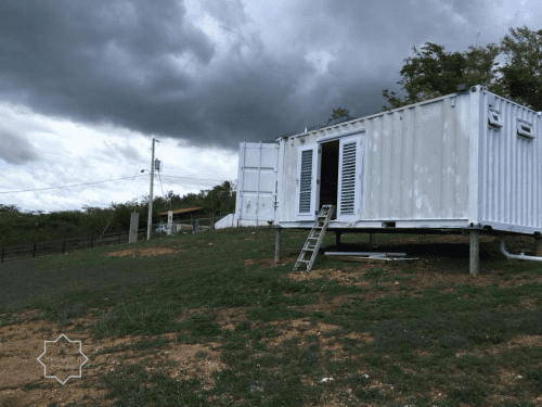 NIEVES TINY CONTAINER HOME