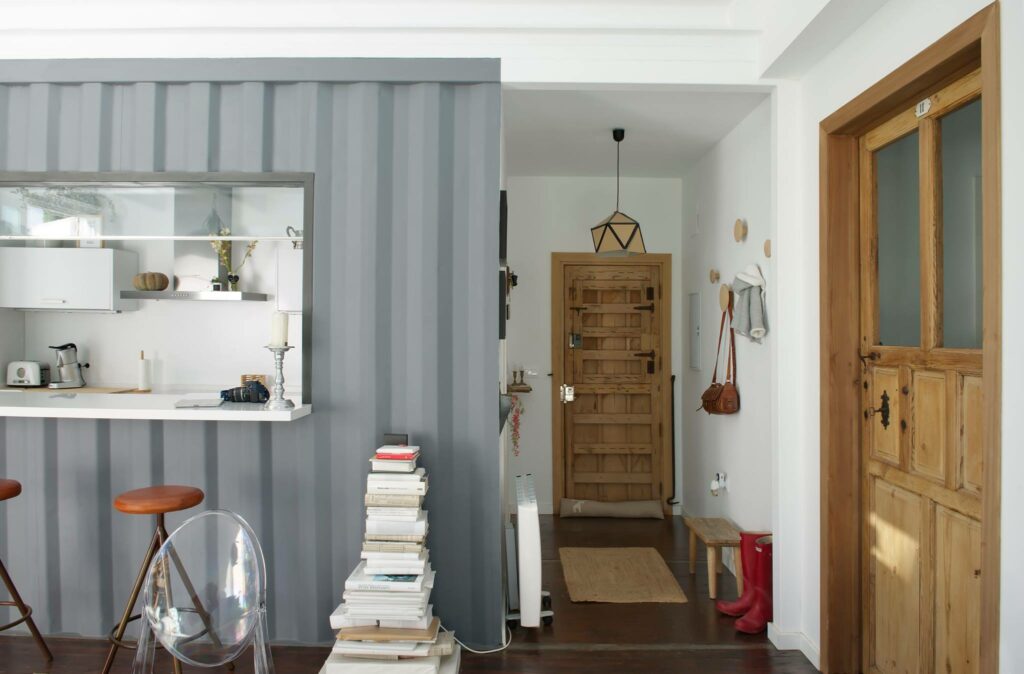 Entrance door near the kitchen