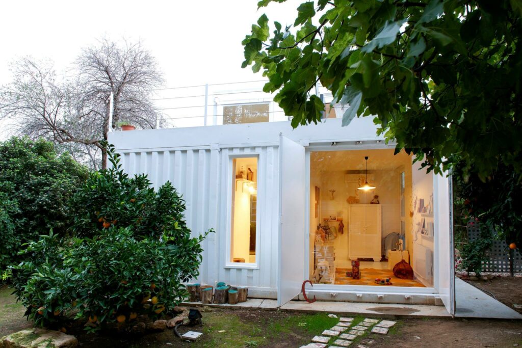 CDB2016 SHIPPING CONTAINER HOME