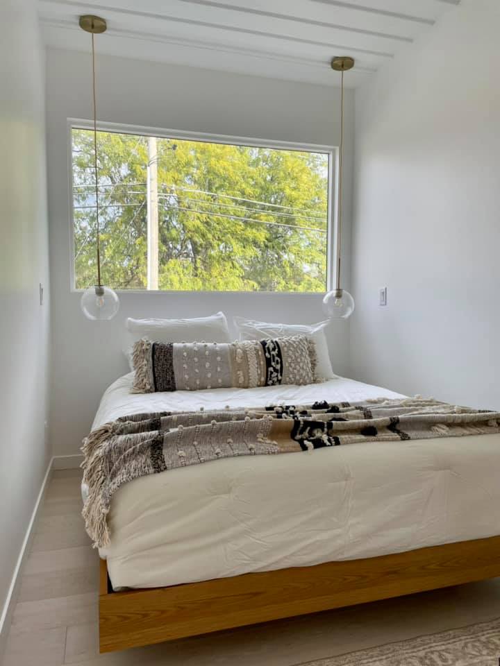 Modern Lincoln, NE Container Home Bedroom - Josh Nix